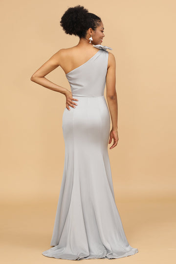 Vestido de dama de honor un hombro gris